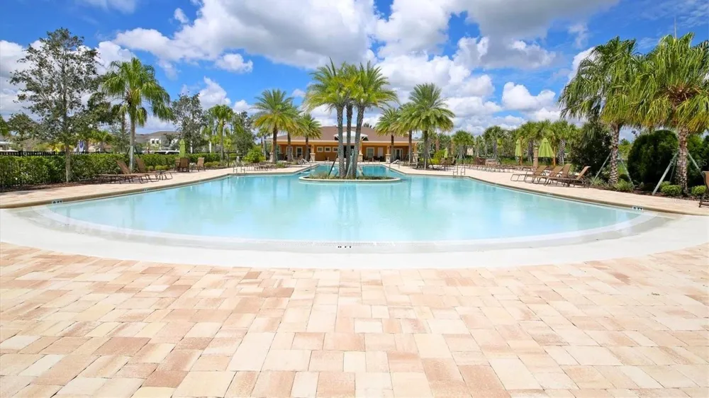 5038 SUNNYSIDE LANE Bradenton, FL 34211
