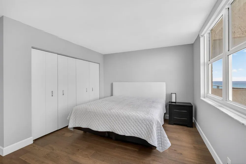 5440 Ocean Drive #807 Singer Island, FL 33404