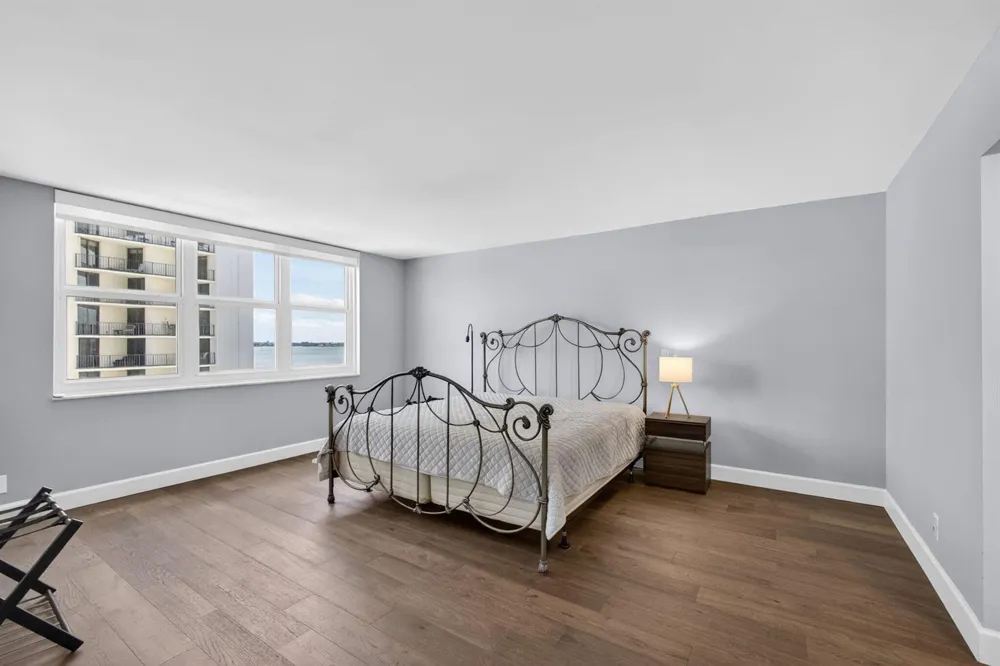 5440 Ocean Drive #807 Singer Island, FL 33404