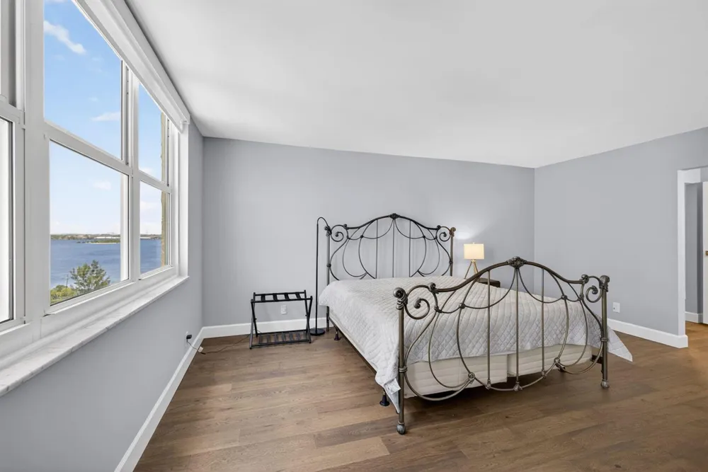 5440 Ocean Drive #807 Singer Island, FL 33404