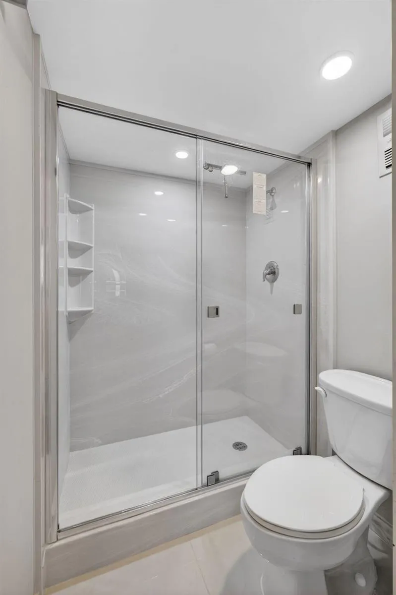 5440 Ocean Drive #807 Singer Island, FL 33404