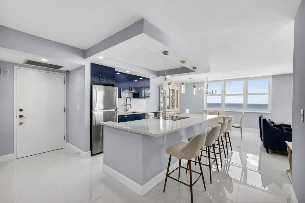 5440 Ocean Drive #807 Singer Island, FL 33404