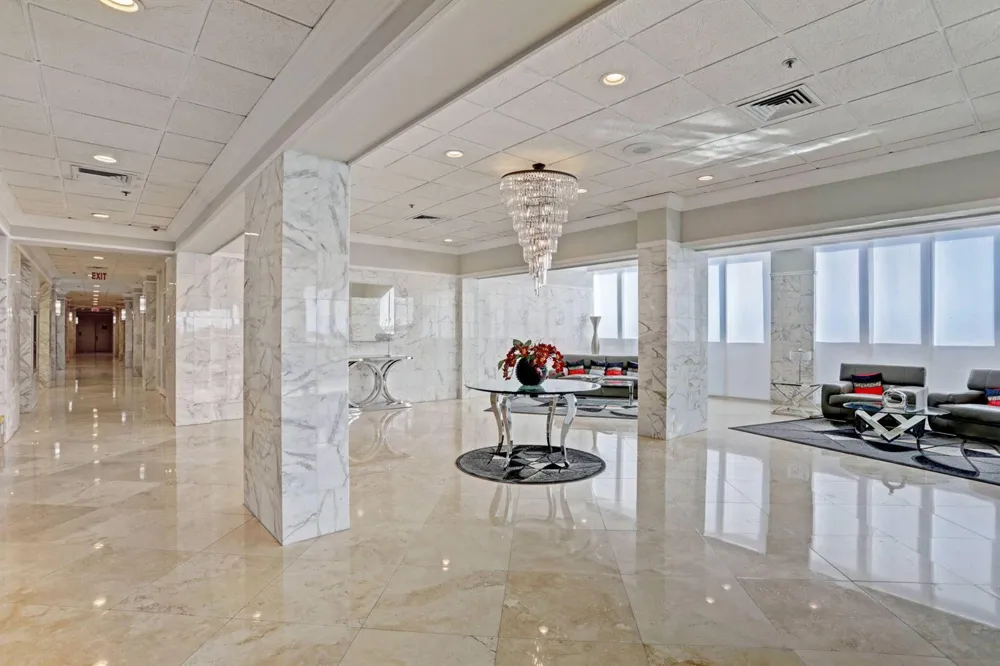 5440 Ocean Drive #807 Singer Island, FL 33404
