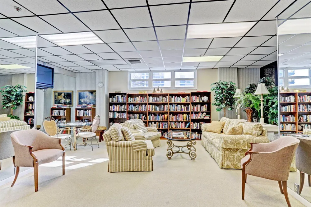 5440 Ocean Drive #807 Singer Island, FL 33404