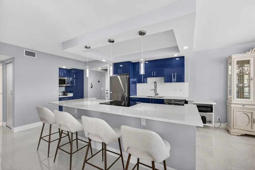 5440 Ocean Drive #807 Singer Island, FL 33404