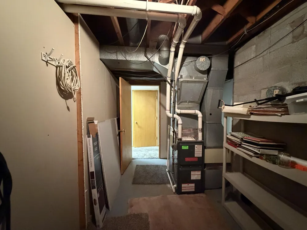 9051 Algoma Avenue NE Algoma Township, MI 49341