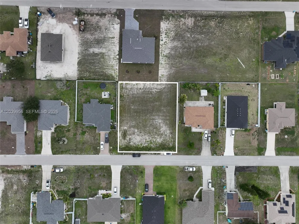 530 NW 23RD TER Cape Coral, FL 33993