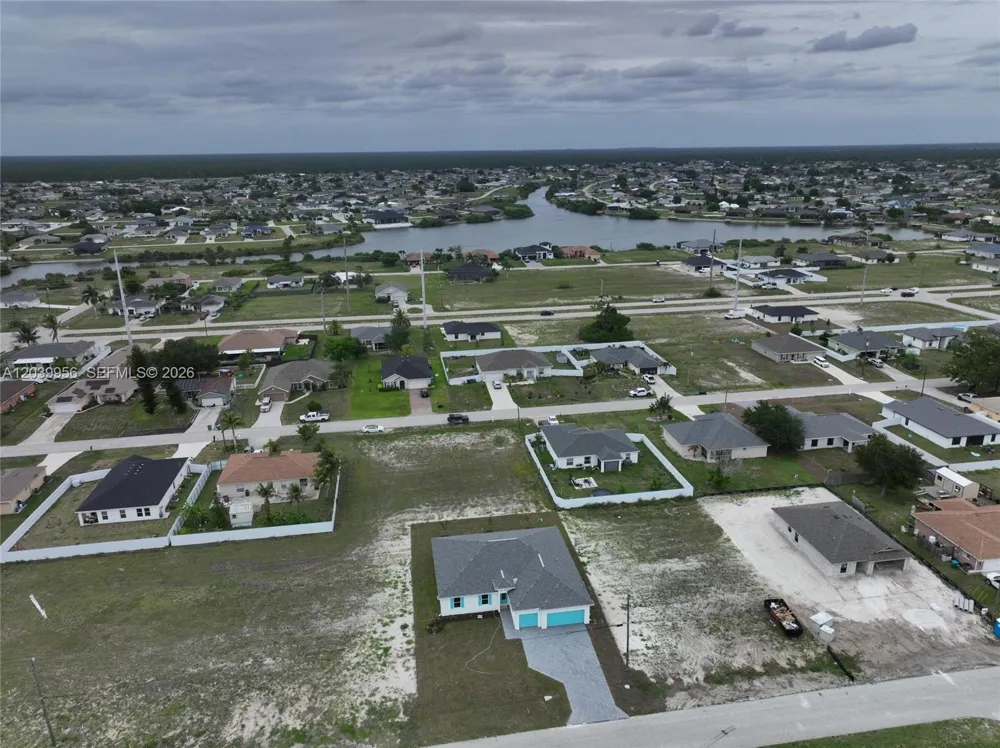 530 NW 23RD TER Cape Coral, FL 33993