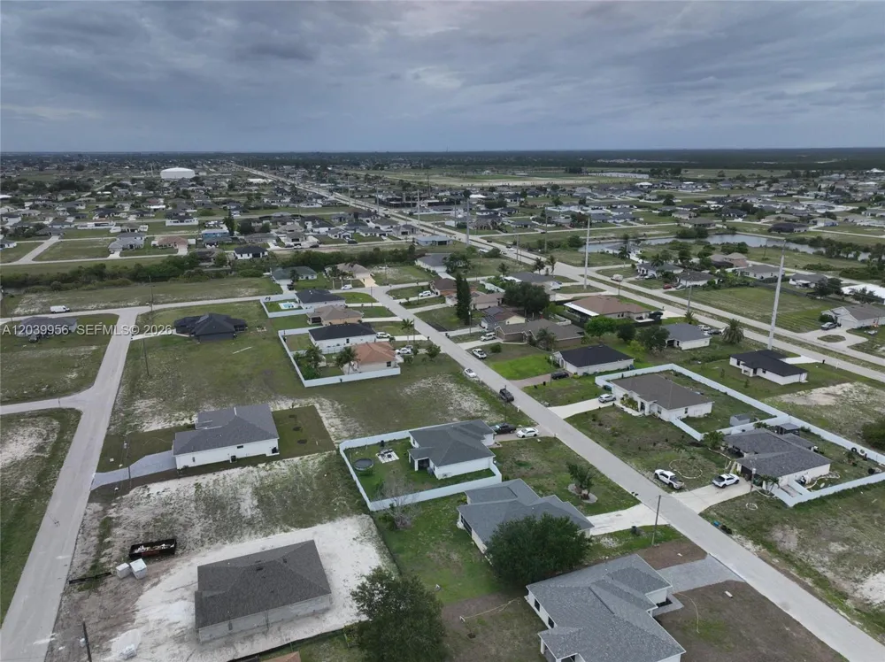 530 NW 23RD TER Cape Coral, FL 33993