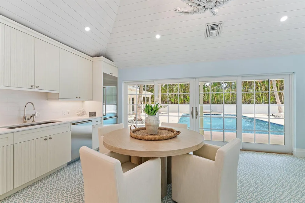 43 Beach Road Hobe Sound, FL 33455