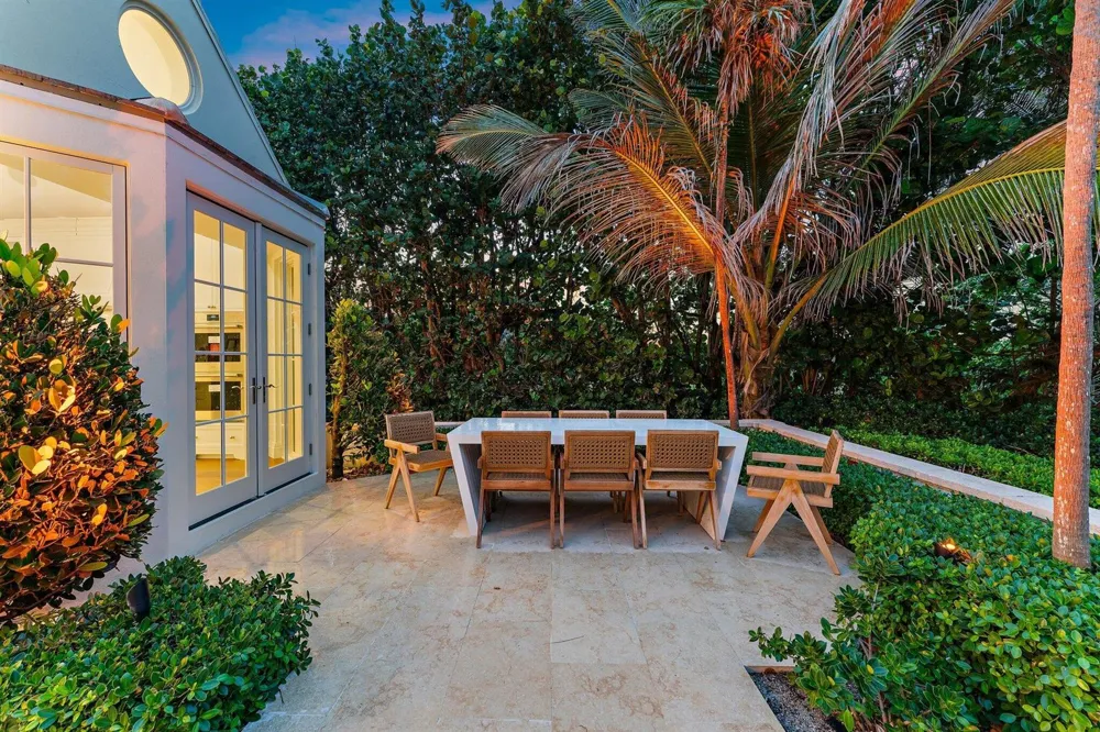 43 Beach Road Hobe Sound, FL 33455