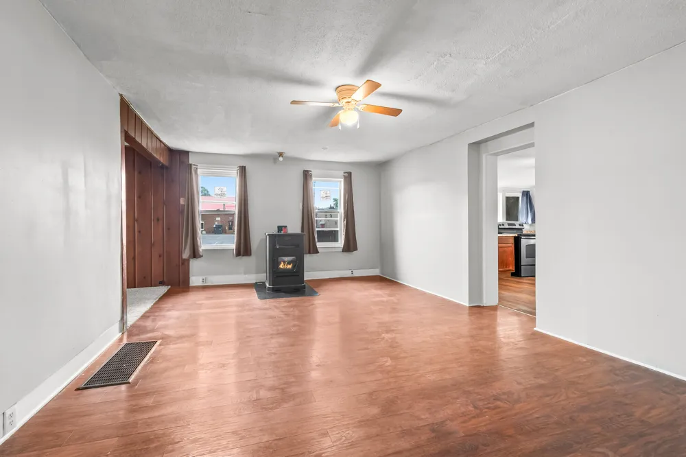 153 Marshall Street Litchfield City, MI 49252