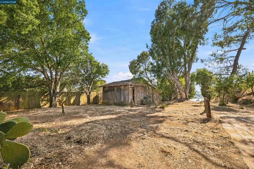 306 Winchester St Vallejo, CA 94590