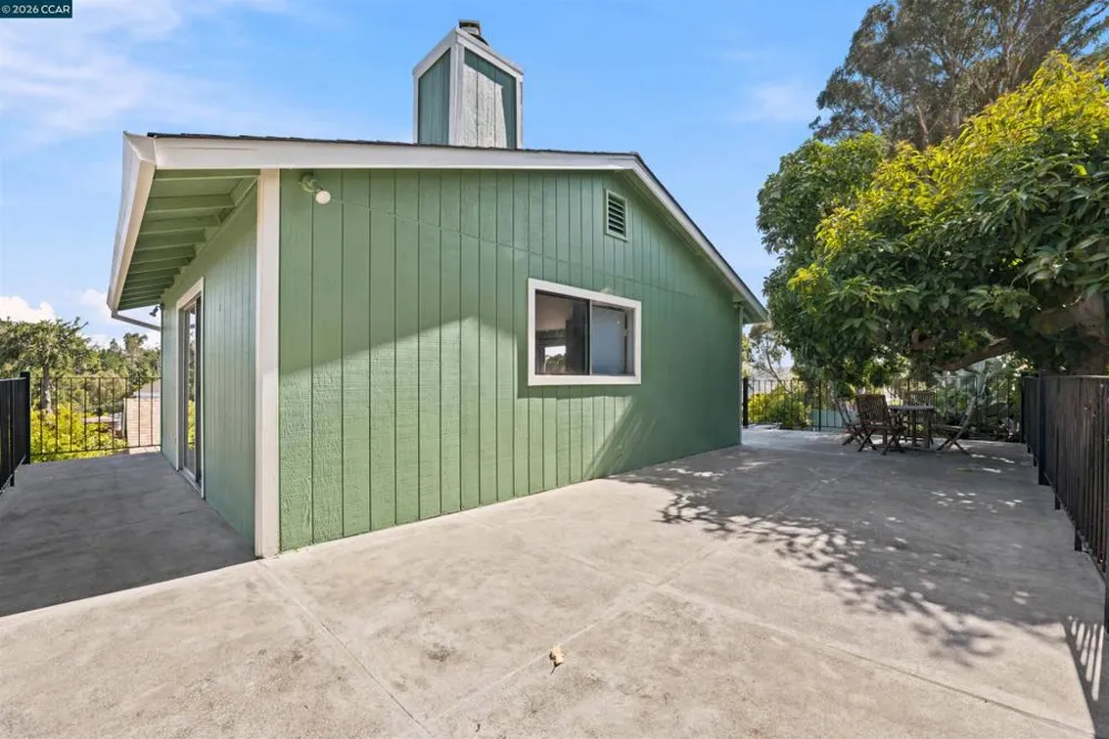 306 Winchester St Vallejo, CA 94590