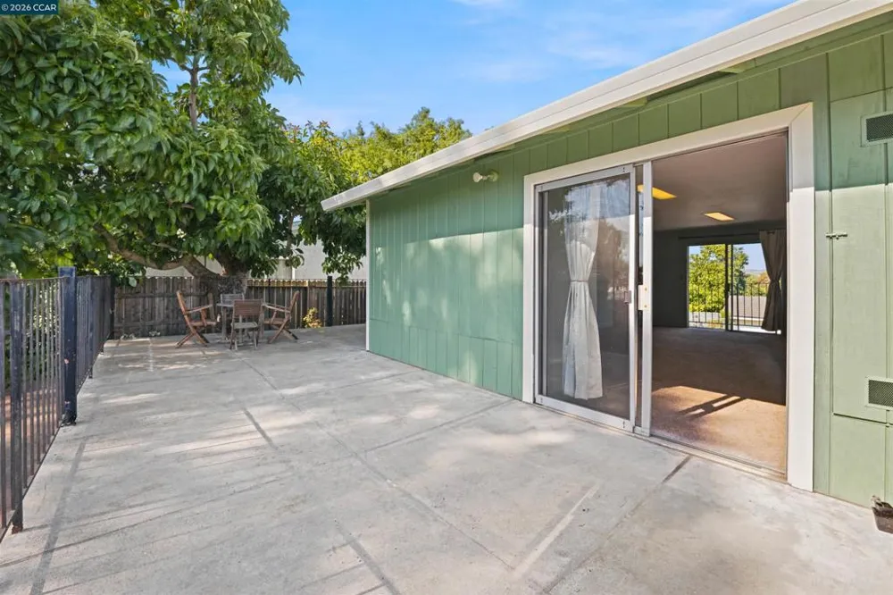 306 Winchester St Vallejo, CA 94590