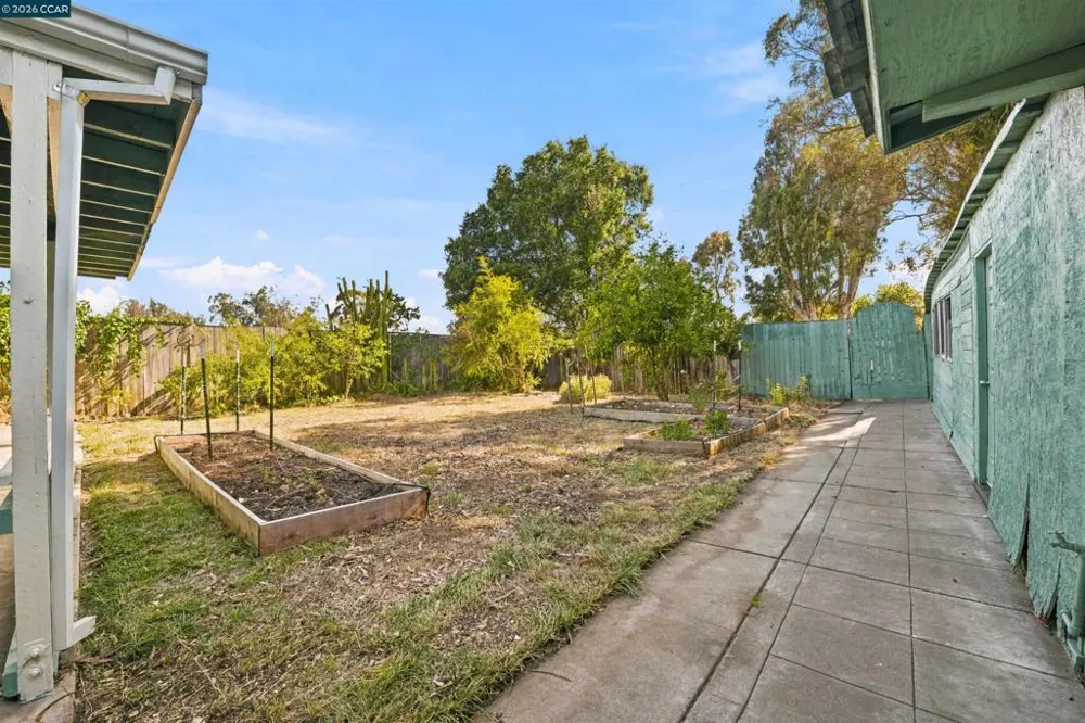 306 Winchester St Vallejo, CA 94590