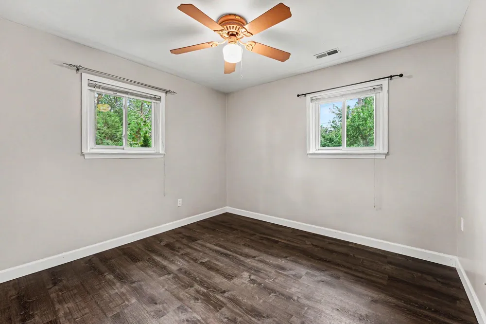 28083 Stuart Avenue Southfield, MI 48076