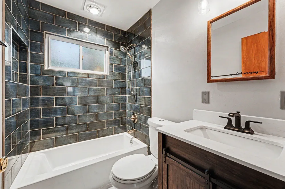 28083 Stuart Avenue Southfield, MI 48076