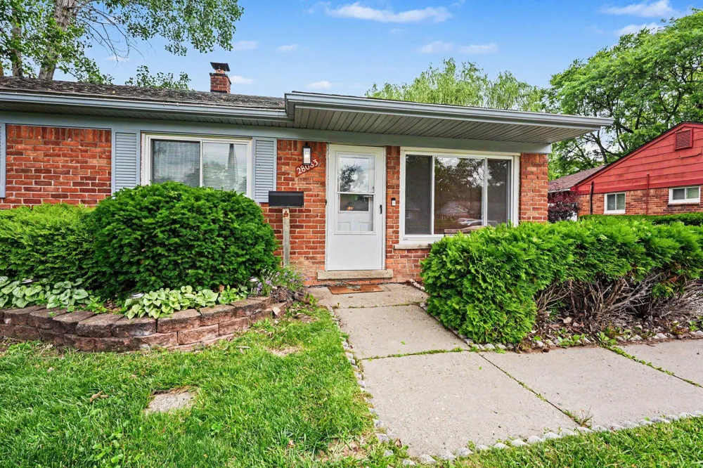 28083 Stuart Avenue Southfield, MI 48076