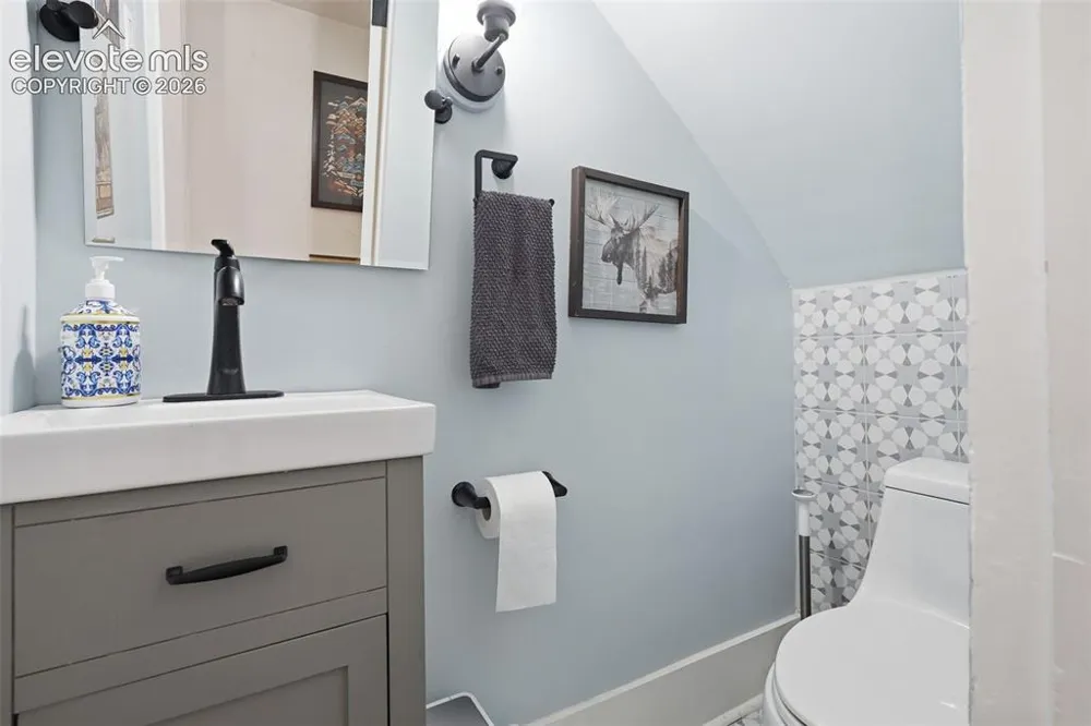 1607 W Pikes Peak Avenue Colorado Springs, CO 80904