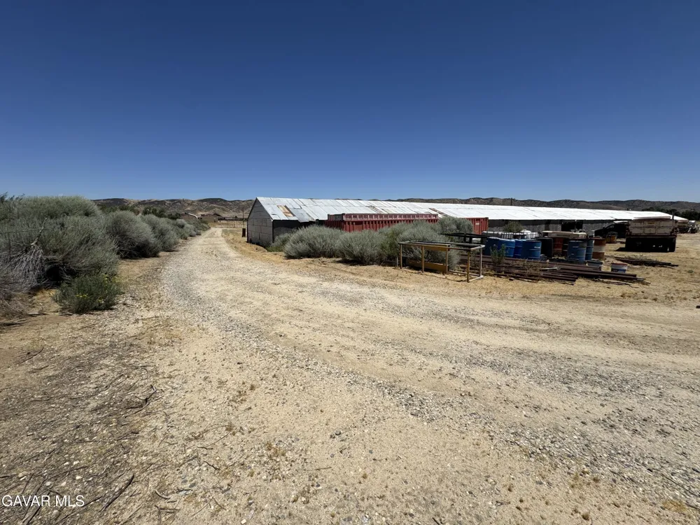 10620 Leona Avenue Leona Valley, CA 93551