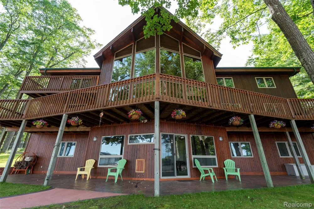 2300 Bliss Lane Plainfield Township, MI 48748