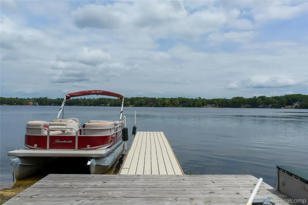 2300 Bliss Lane Plainfield Township, MI 48748