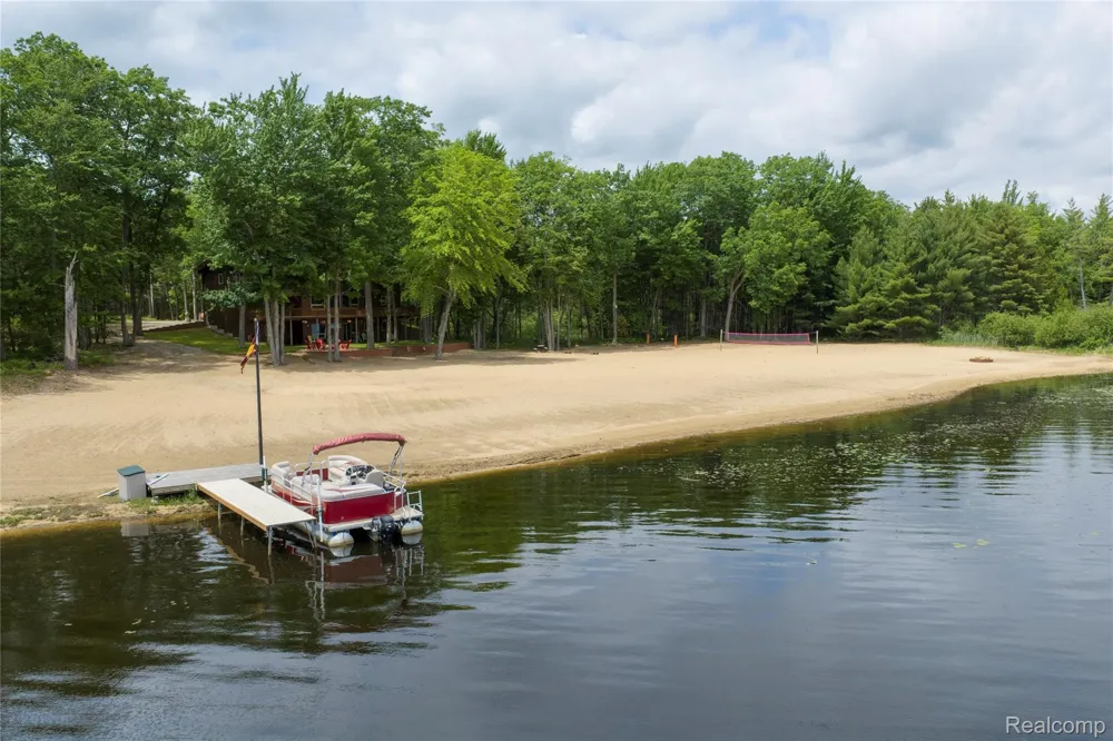 2300 Bliss Lane Plainfield Township, MI 48748