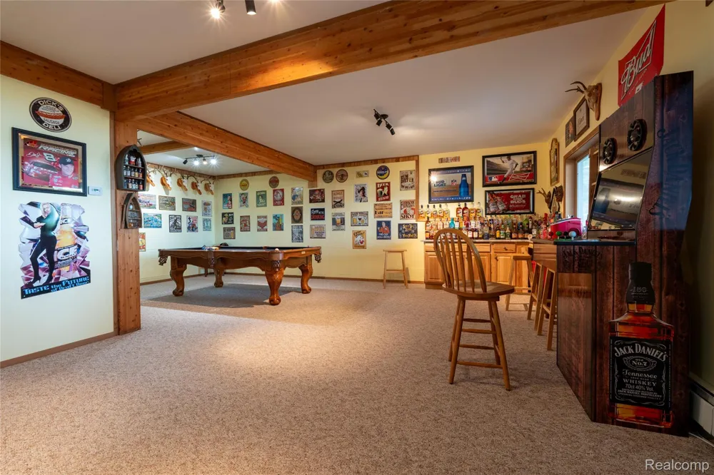 2300 Bliss Lane Plainfield Township, MI 48748