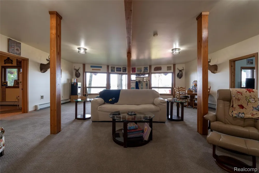 2300 Bliss Lane Plainfield Township, MI 48748