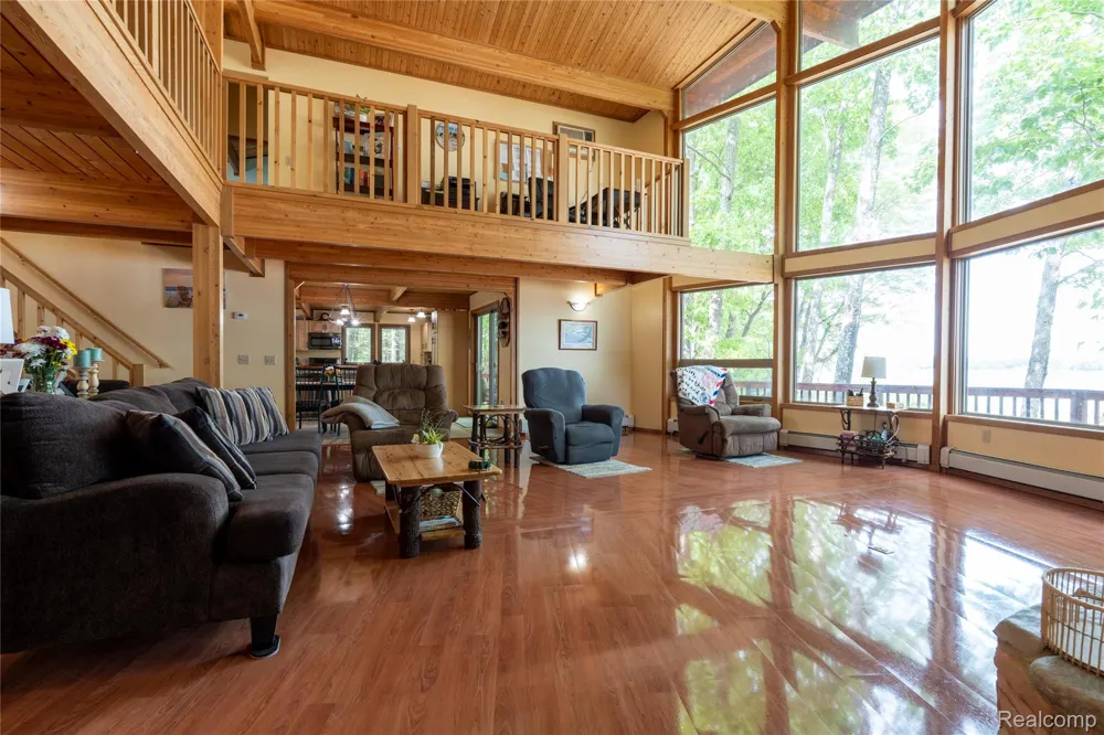 2300 Bliss Lane Plainfield Township, MI 48748