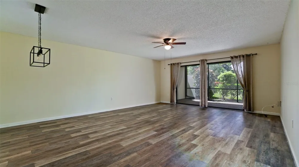 507 LAKESIDE DRIVE #507 Bradenton, FL 34210