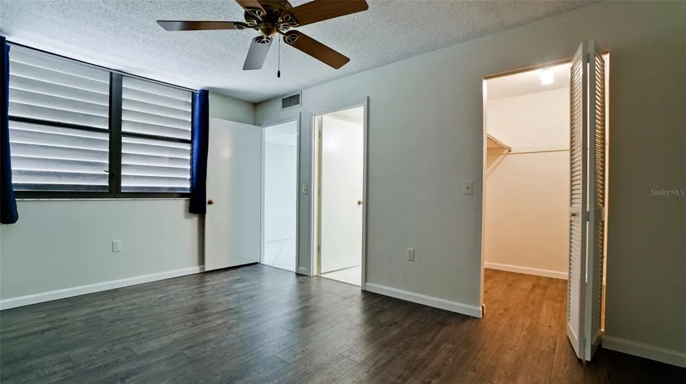 507 LAKESIDE DRIVE #507 Bradenton, FL 34210