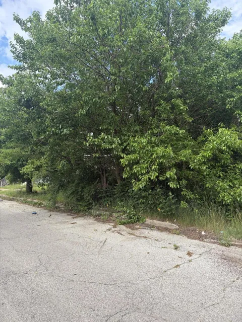 725 W 7th Avenue