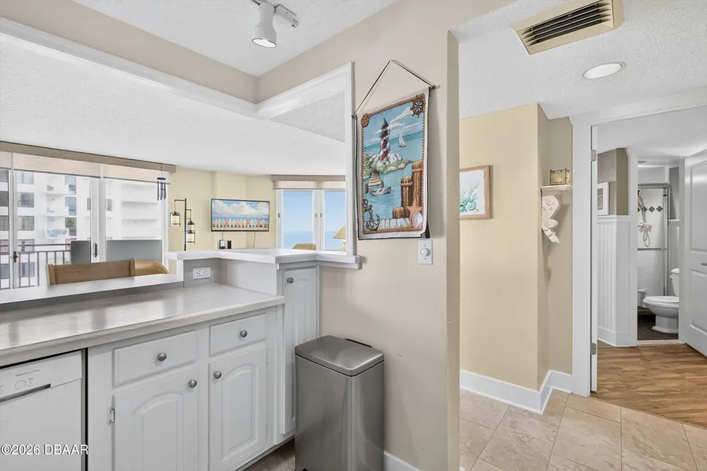 3047 S Atlantic Avenue #705 Daytona Beach Shores, FL 32118
