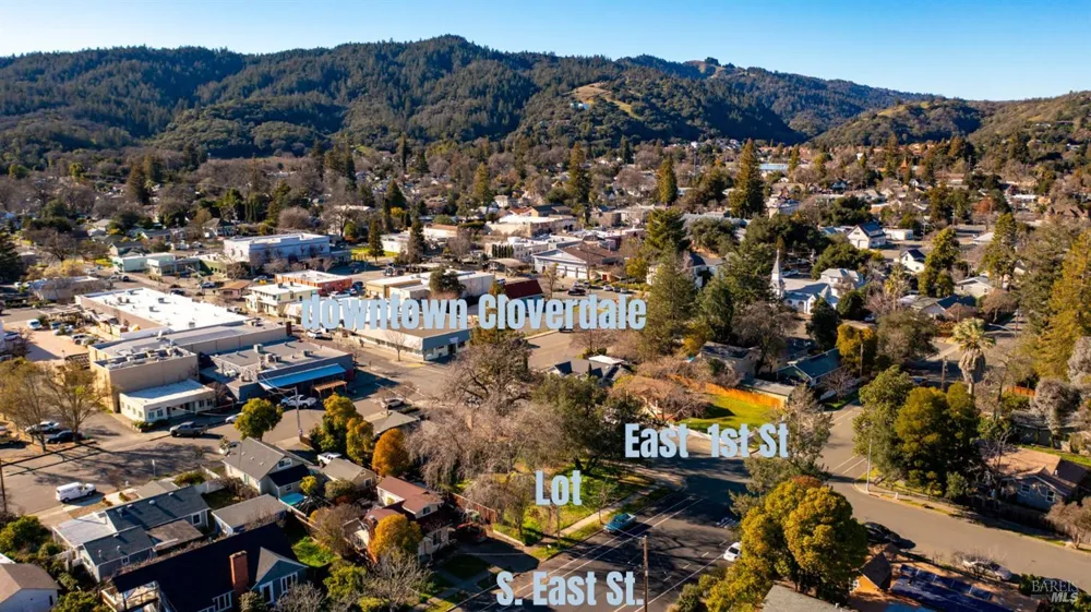 209 E 1st Street Cloverdale, CA 95425