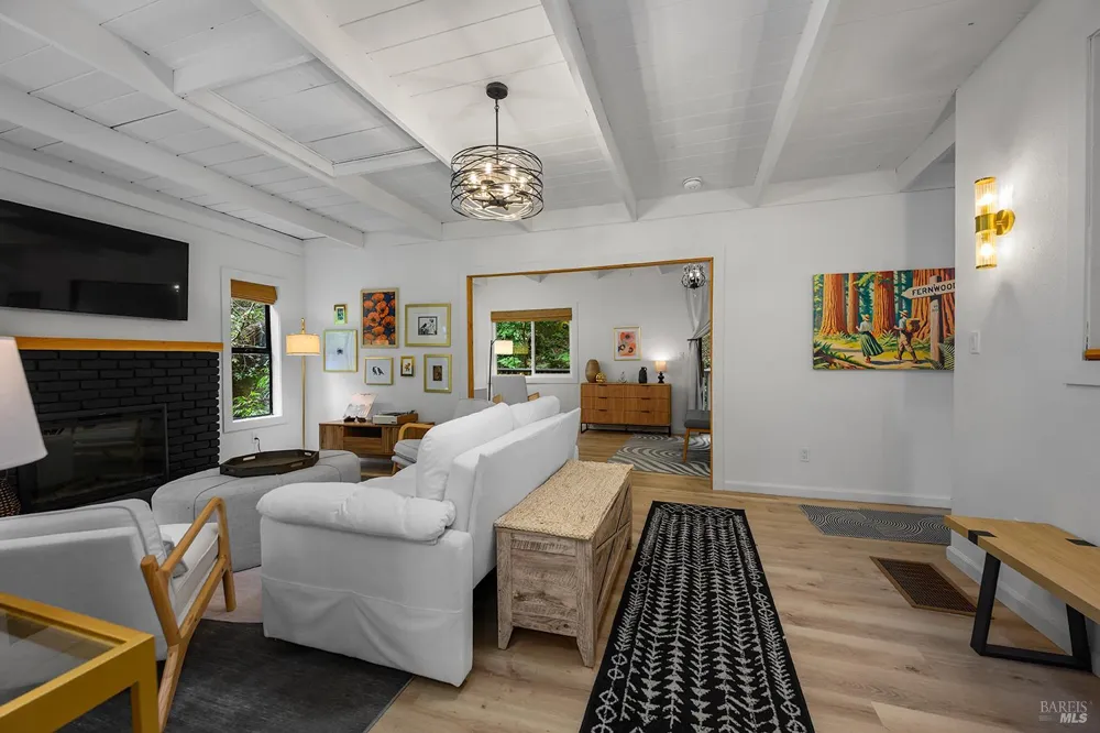 21541 Highland Terrace Monte Rio, CA 95462