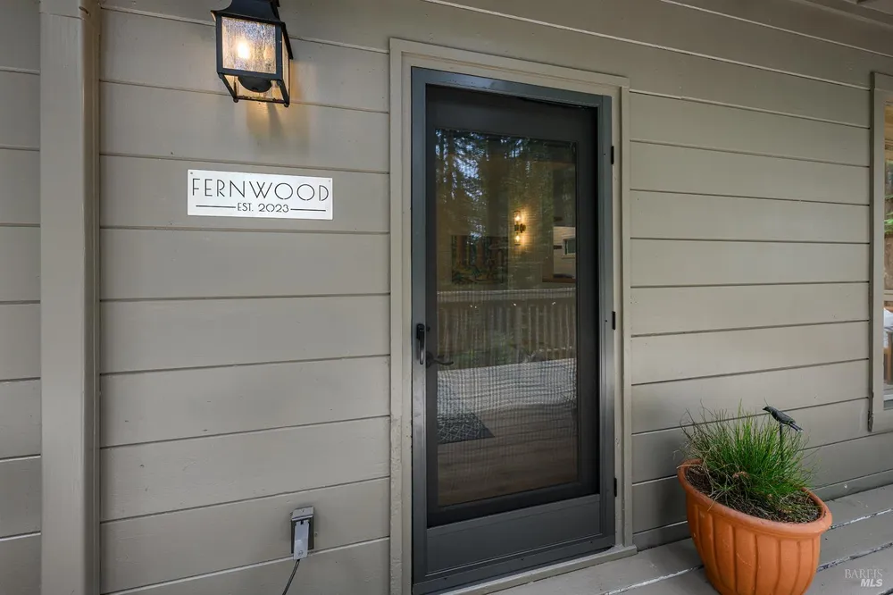 21541 Highland Terrace Monte Rio, CA 95462
