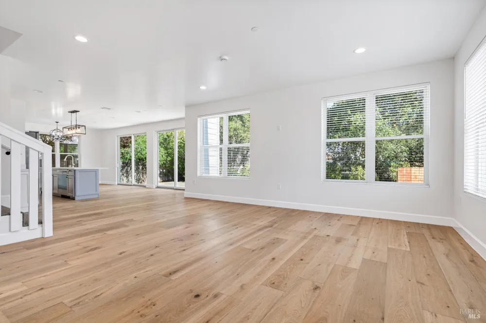 109 Paul Wittke Drive Healdsburg, CA 95448