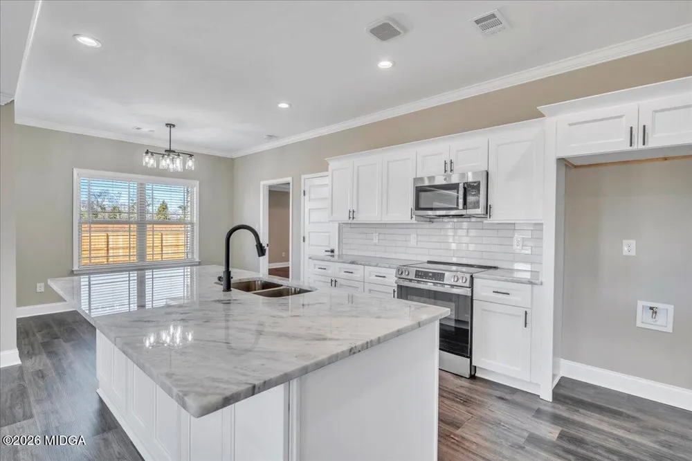 138 Early Drive Byron, GA 31008