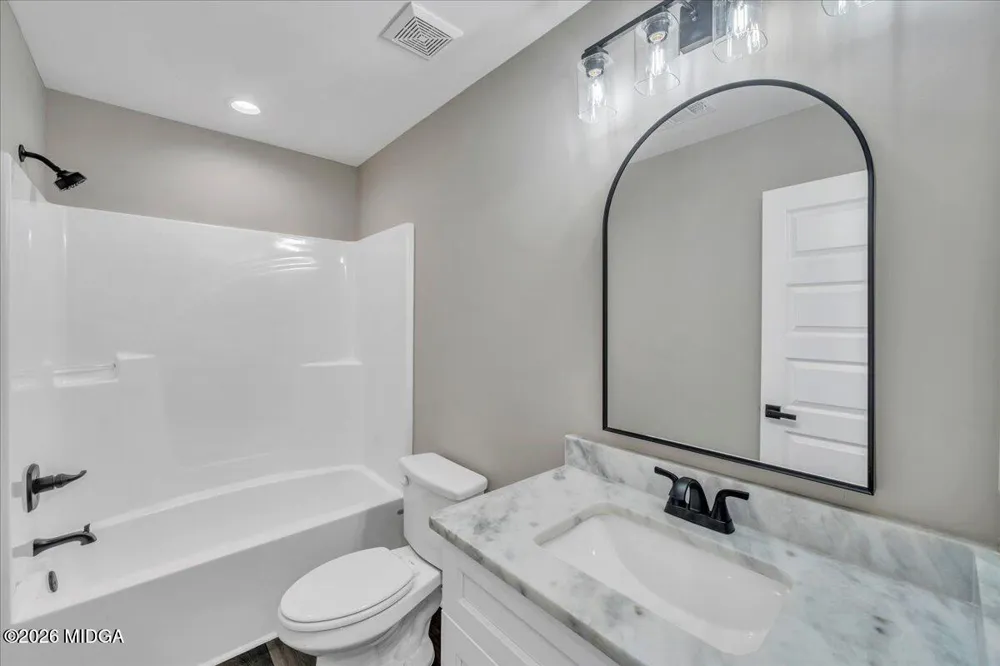 138 Early Drive Byron, GA 31008