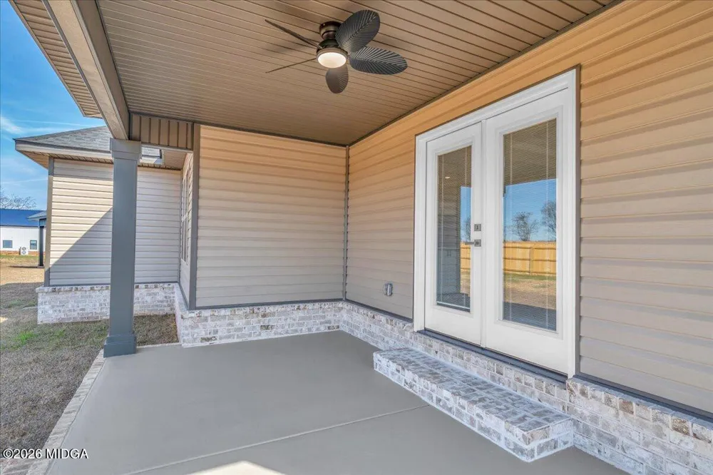 138 Early Drive Byron, GA 31008