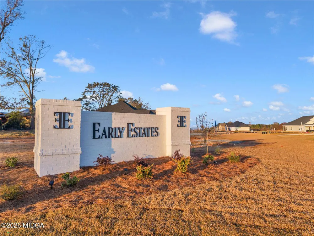 138 Early Drive Byron, GA 31008