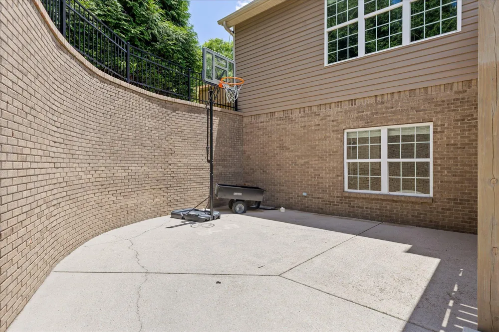 9875 Fieldcrest Drive Apison, TN 37302