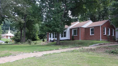 1211 Glenwood Drive