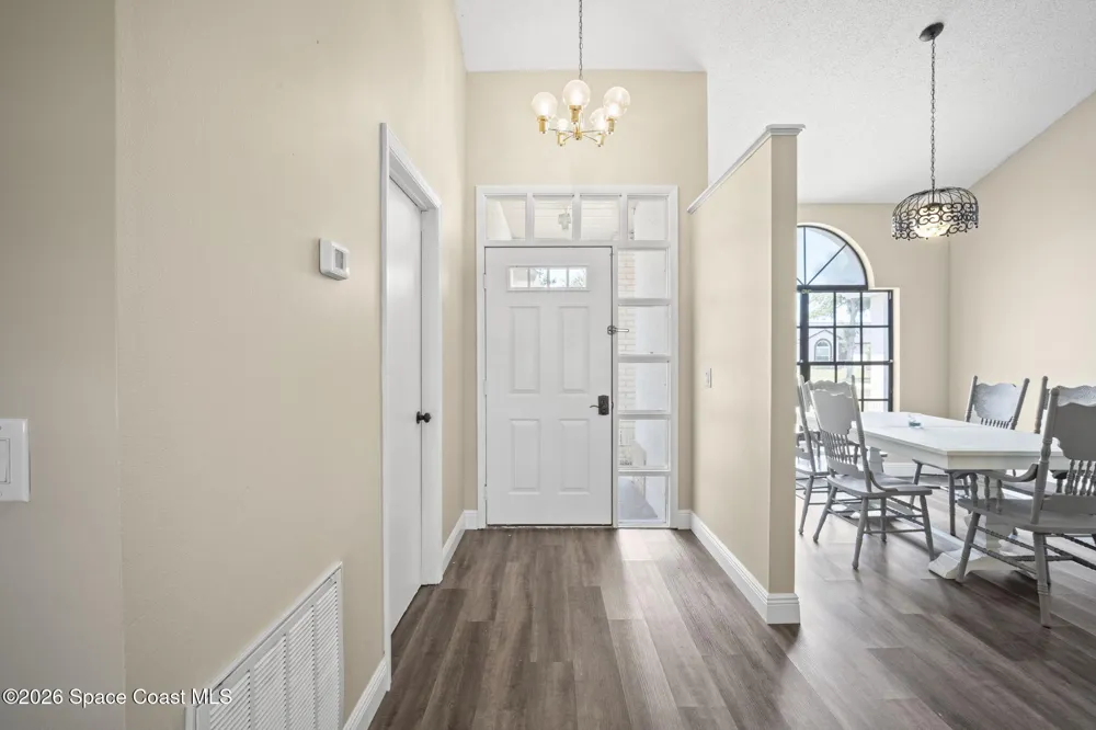 894 Jamestown Drive Rockledge, FL 32955