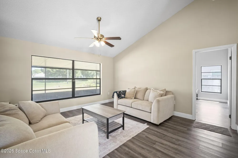 894 Jamestown Drive Rockledge, FL 32955