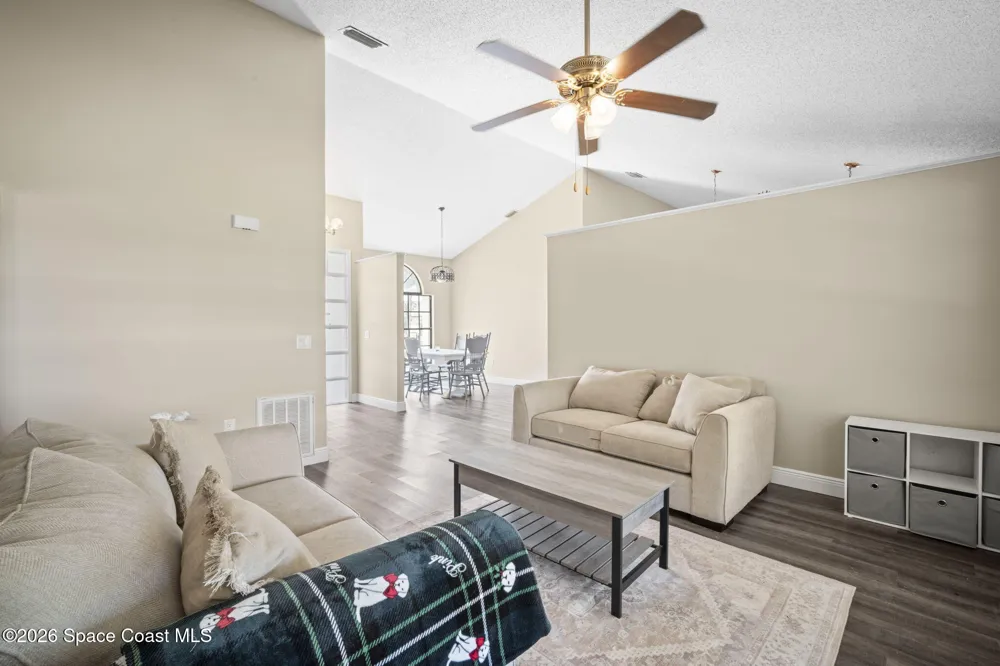 894 Jamestown Drive Rockledge, FL 32955