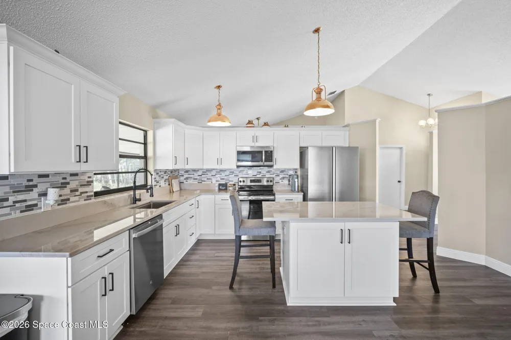 894 Jamestown Drive Rockledge, FL 32955