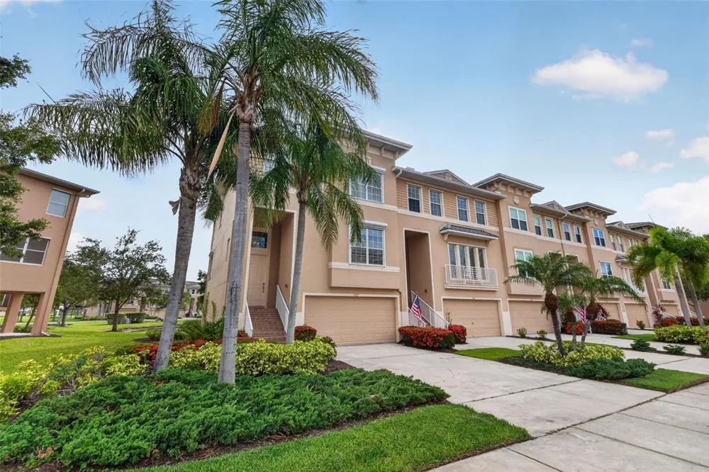 7172 ISLAMORADA CIRCLE Seminole, FL 33777